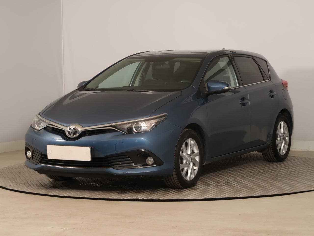 2017 Toyota AURIS - 3
