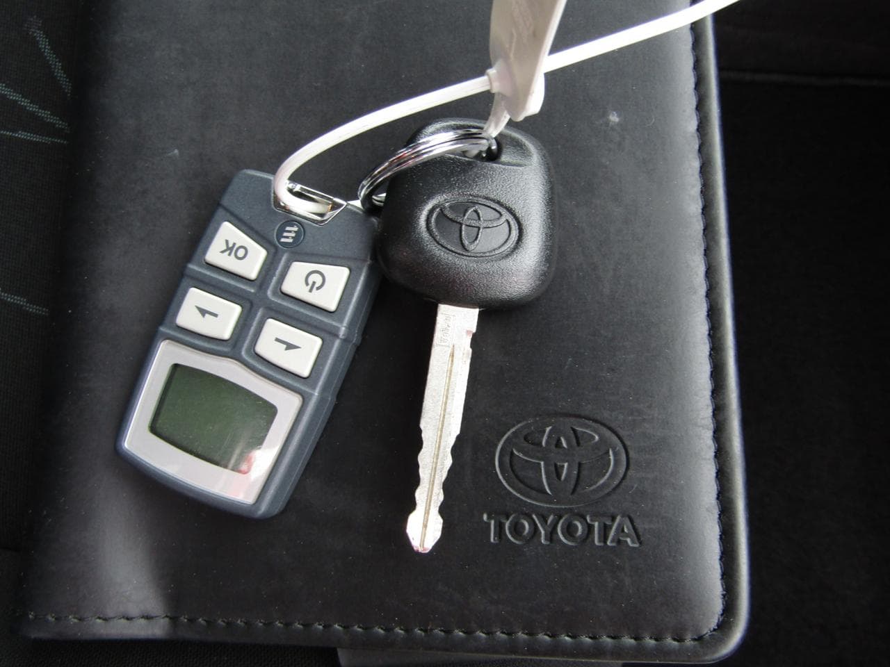 2010 Toyota AURIS - 15