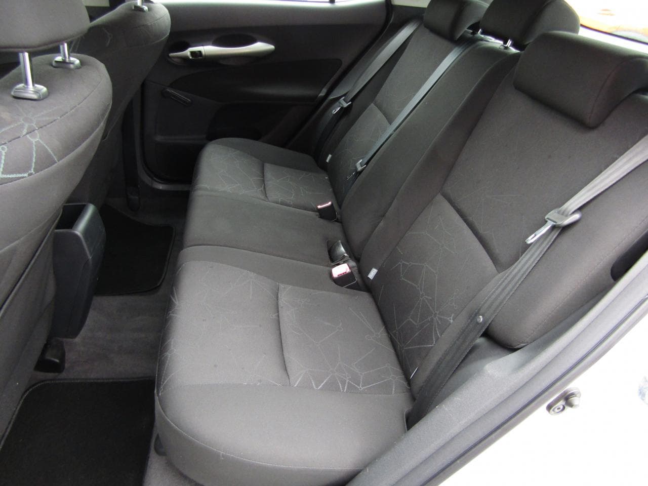 2010 Toyota AURIS - 10