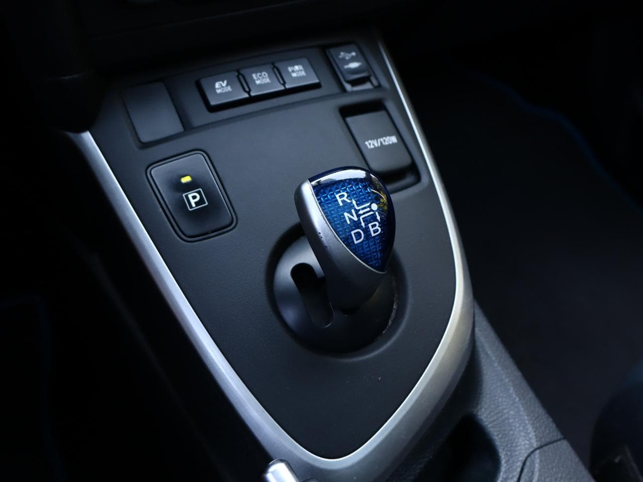 2013 Toyota AURIS - 17
