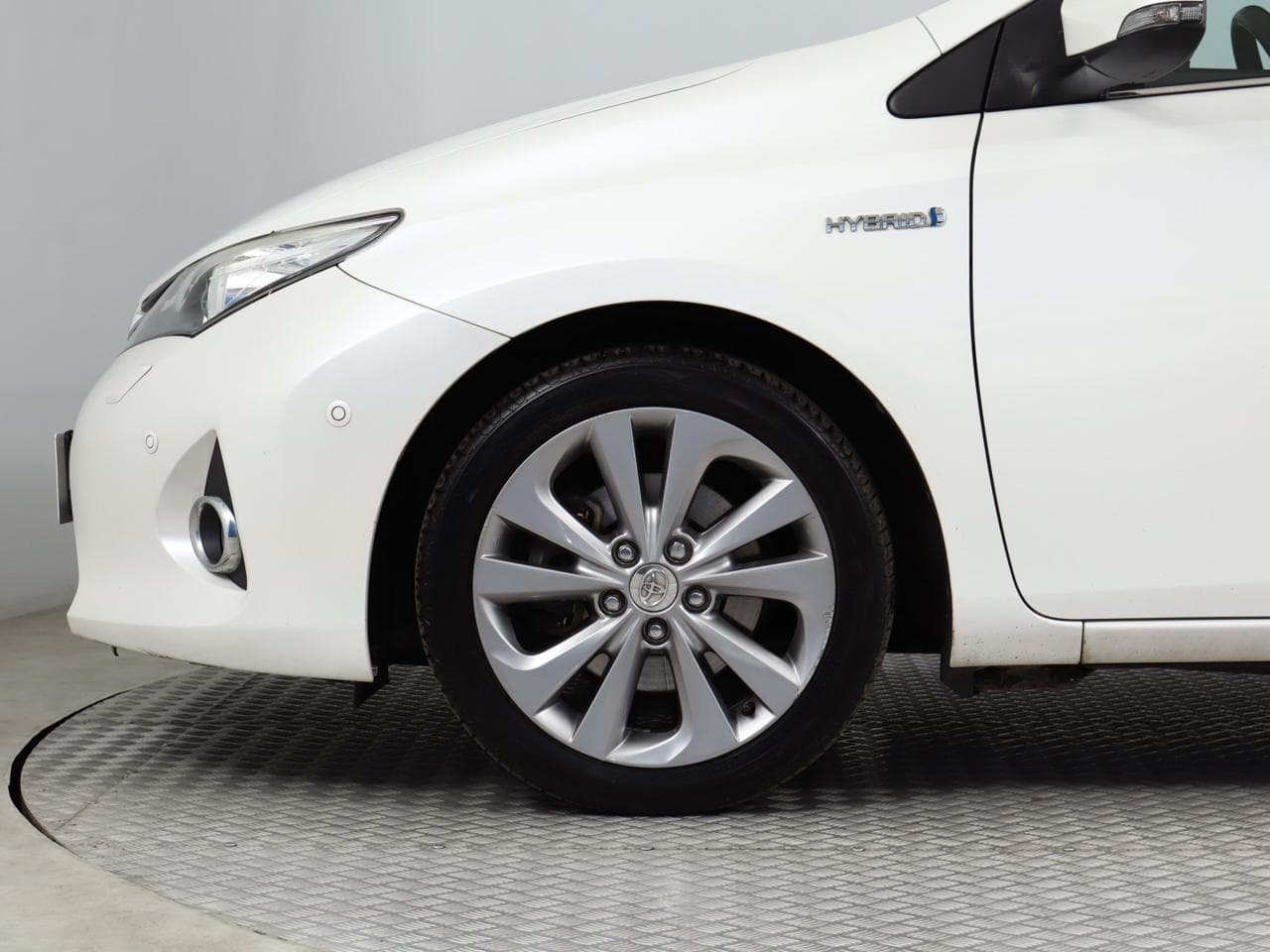 2013 Toyota AURIS - 19