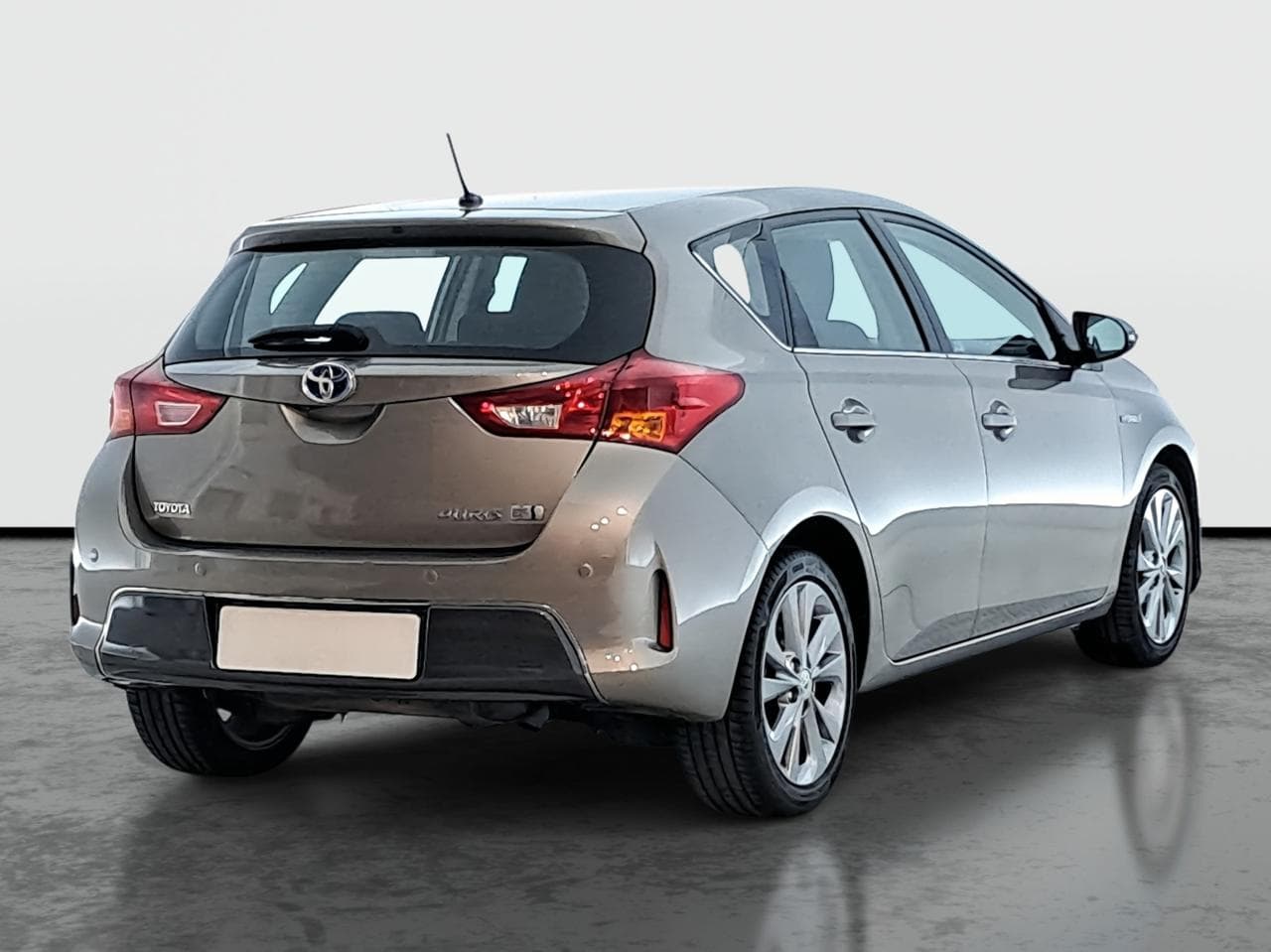 2013 Toyota AURIS - 7