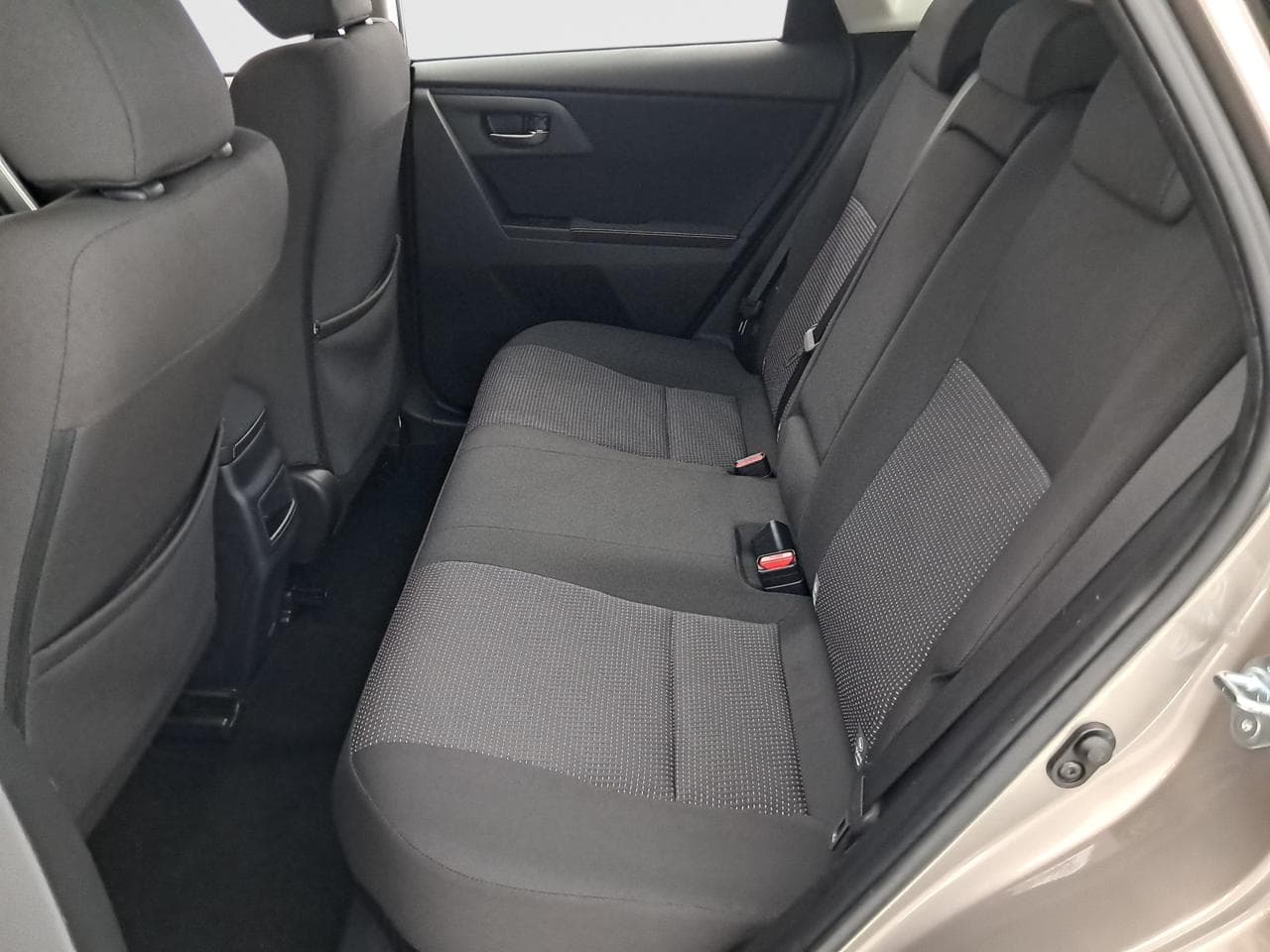 2013 Toyota AURIS - 15