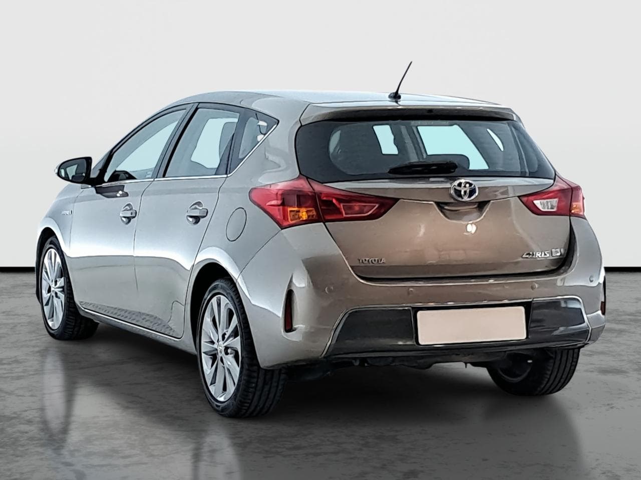 2013 Toyota AURIS - 5