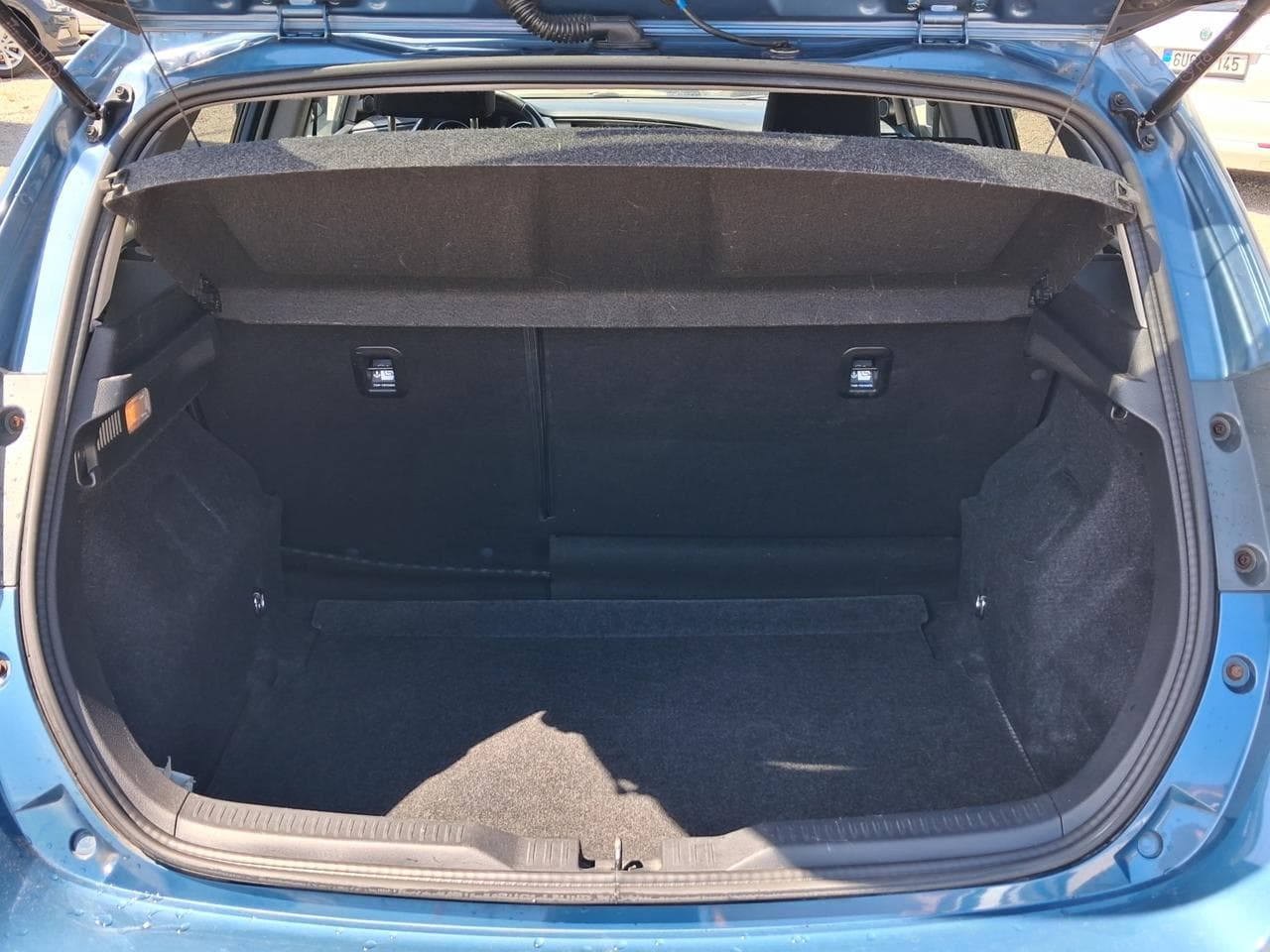 2017 Toyota AURIS - 7