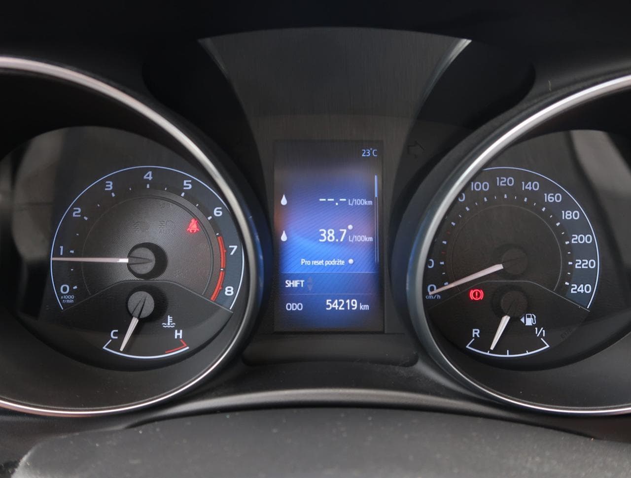 2016 Toyota AURIS - 17