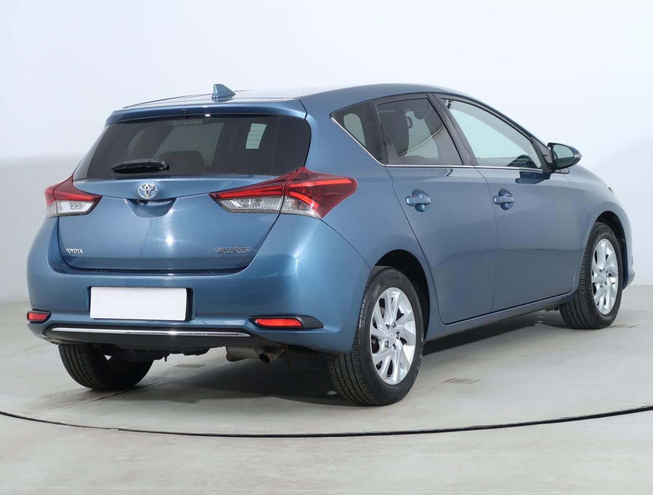 2016 Toyota AURIS - 7