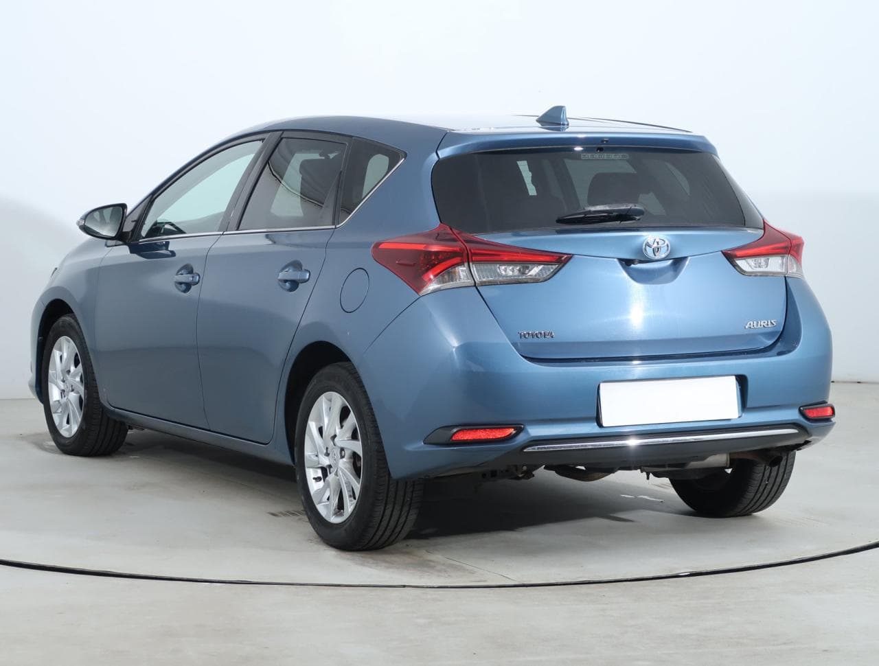 2016 Toyota AURIS - 5