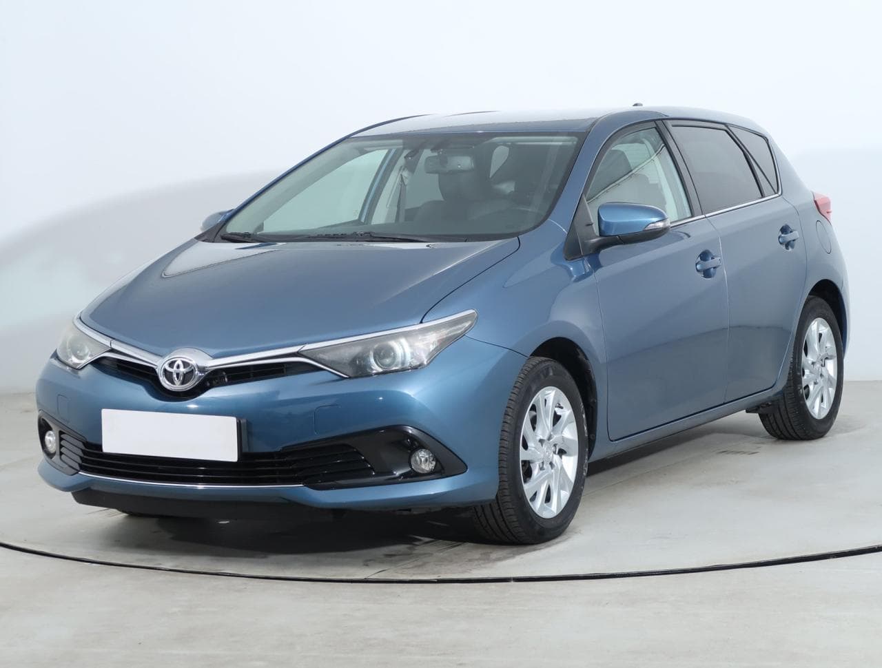2016 Toyota AURIS - 3