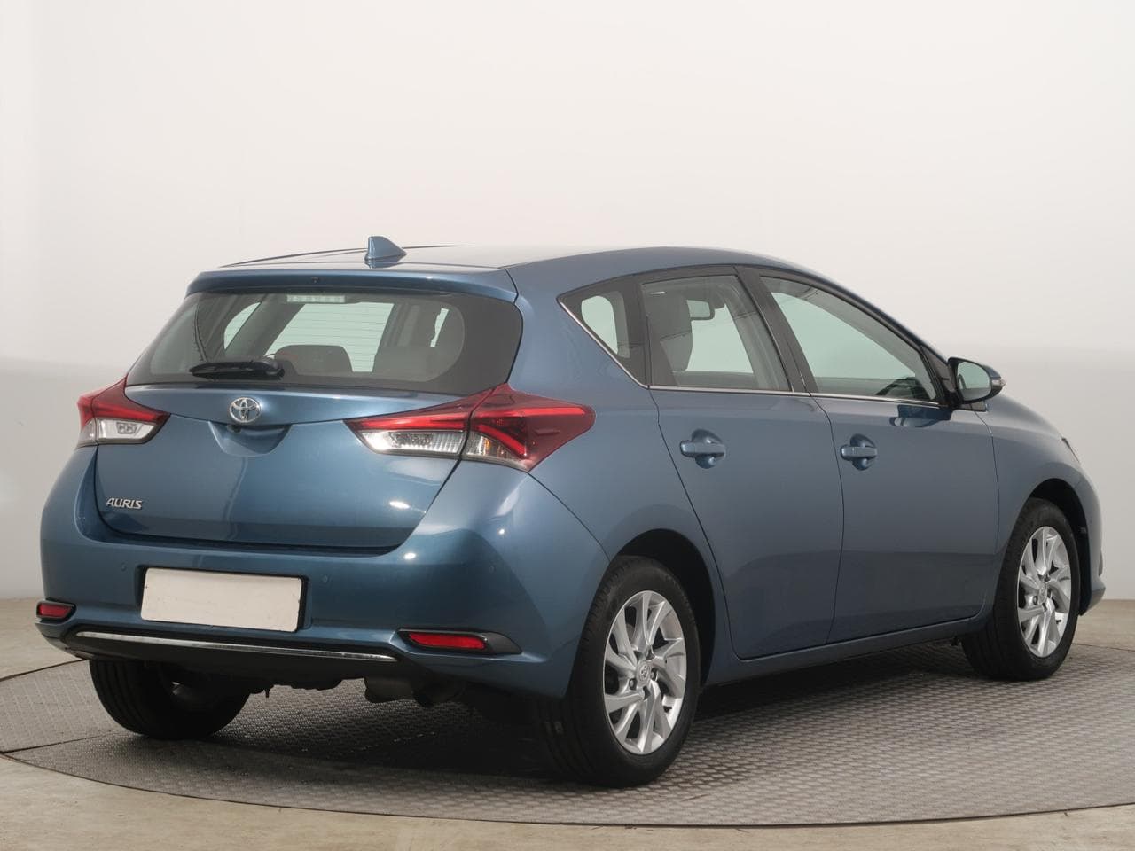 2017 Toyota AURIS - 7