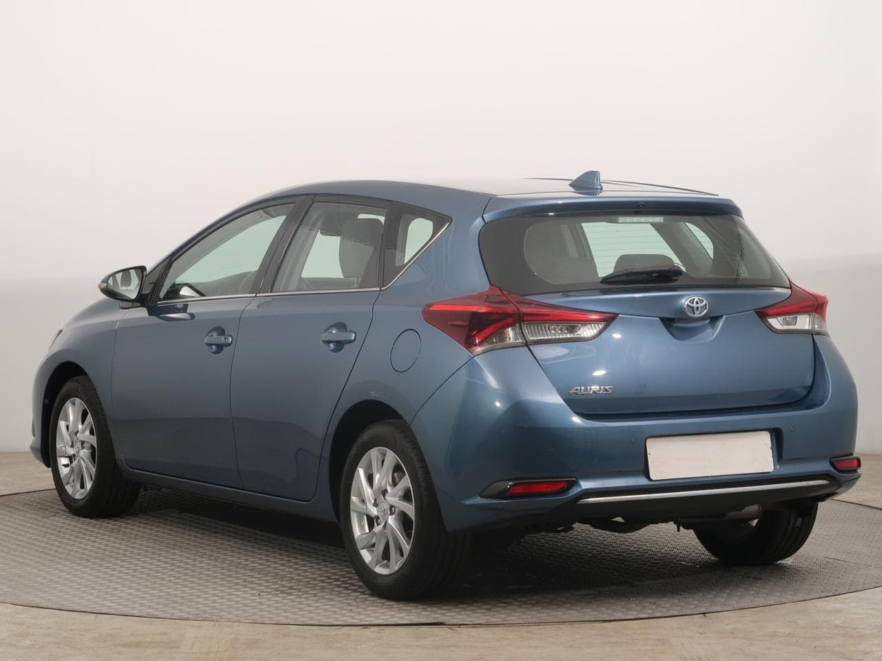 2017 Toyota AURIS - 5