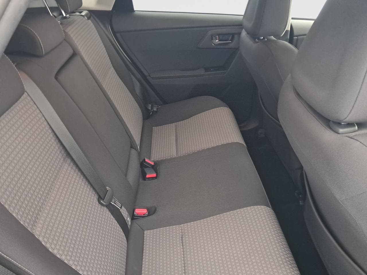 2019 Toyota AURIS - 13