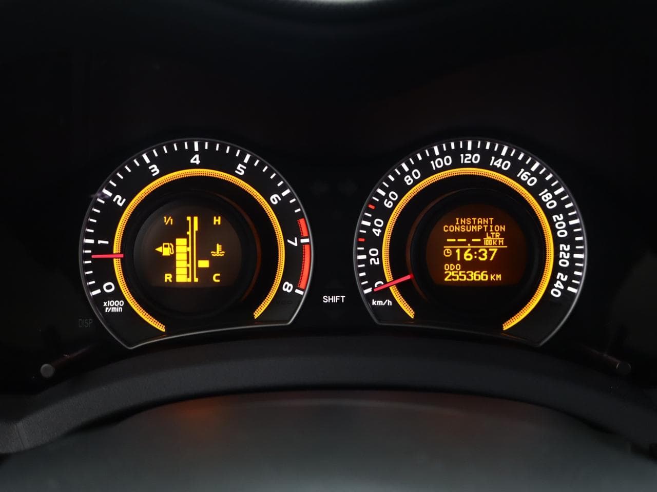 2010 Toyota AURIS - 14