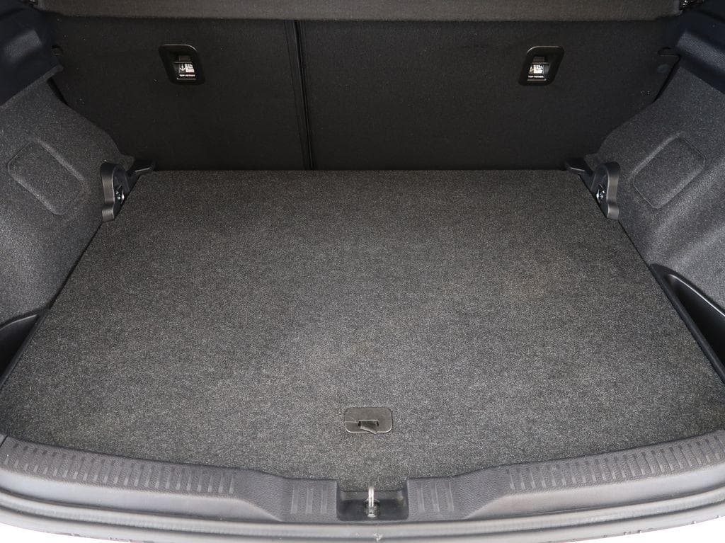 2013 Toyota AURIS - 13