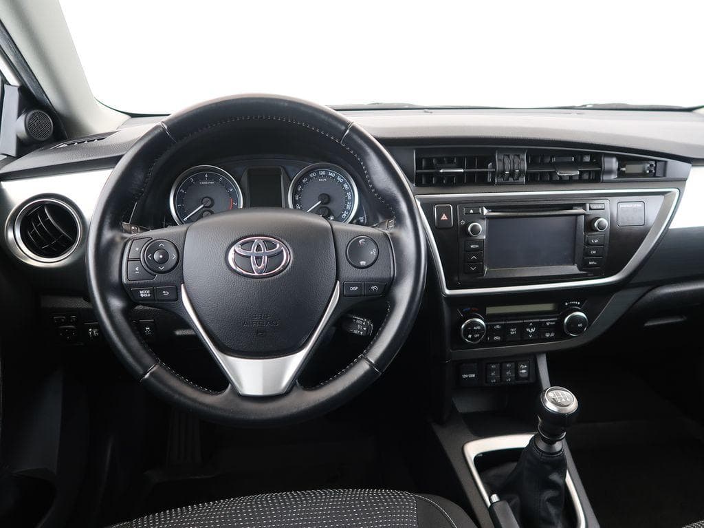 2013 Toyota AURIS - 17