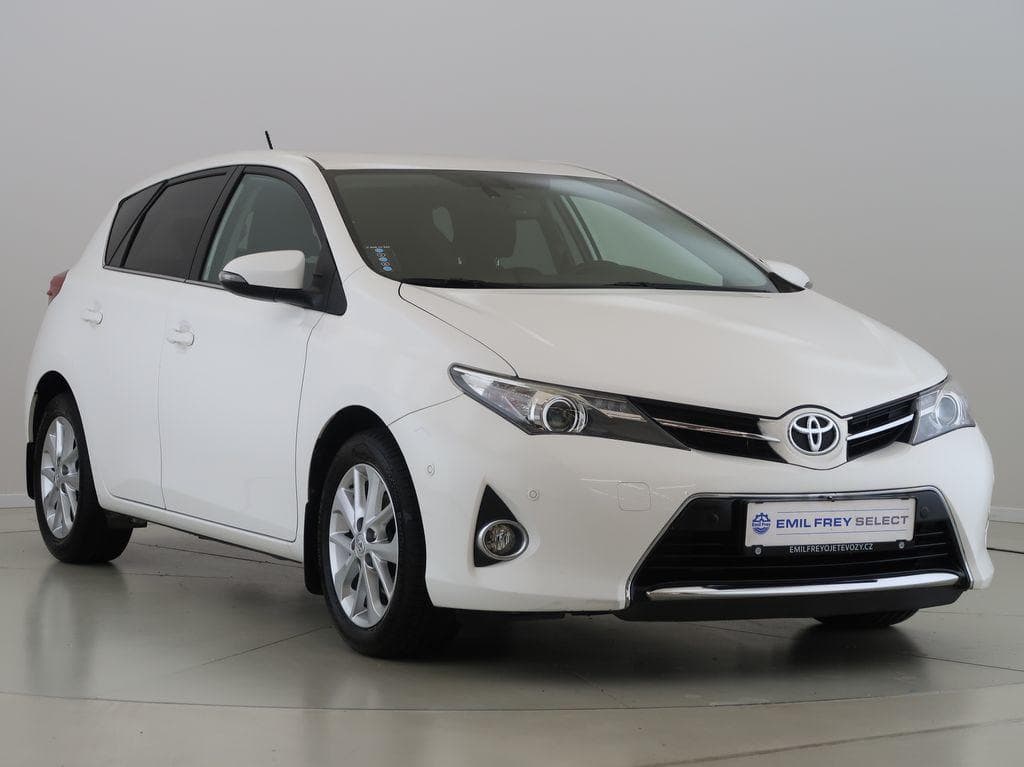 2013 Toyota AURIS - 3