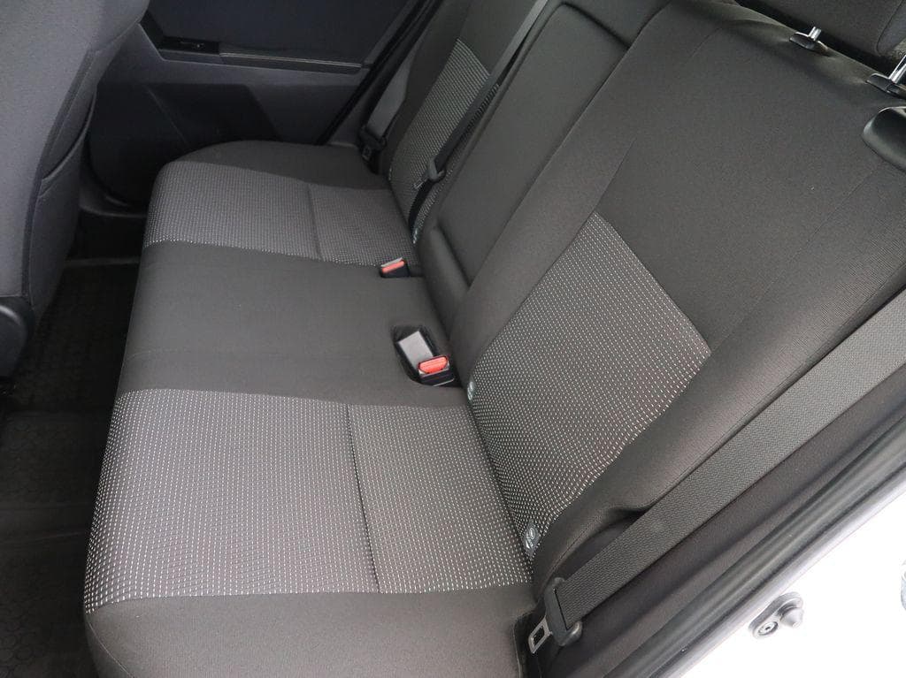 2013 Toyota AURIS - 11