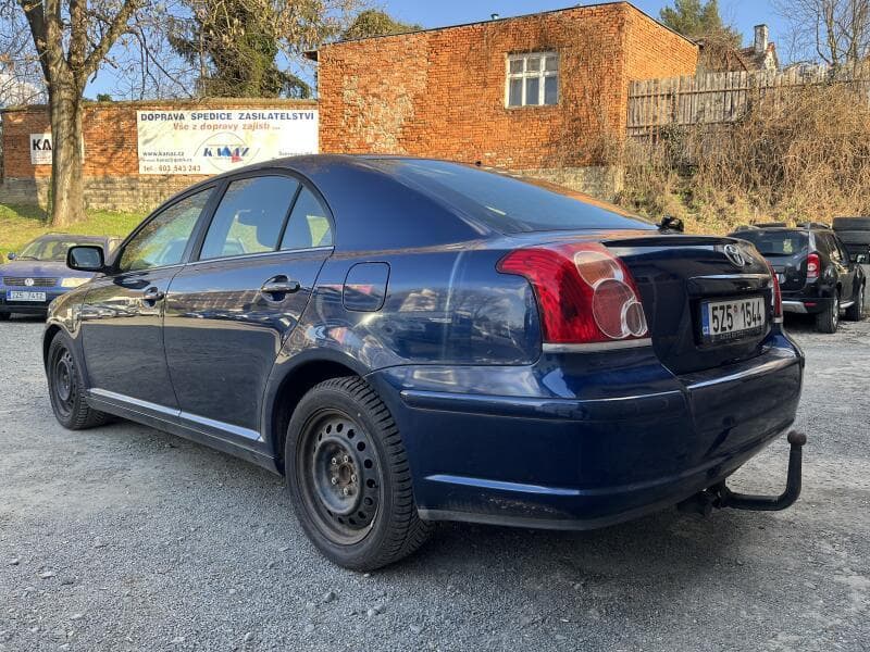 2005 Toyota AVENSIS - 7