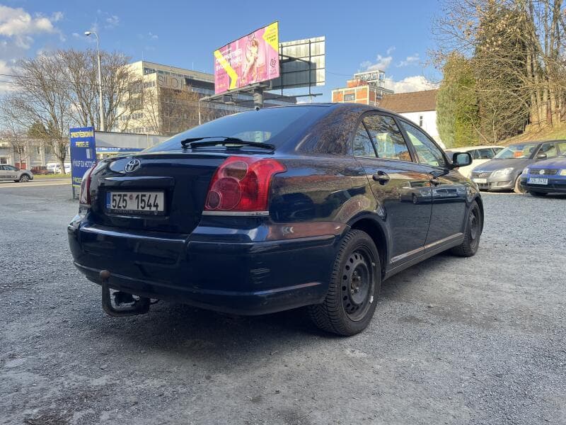 2005 Toyota AVENSIS - 5