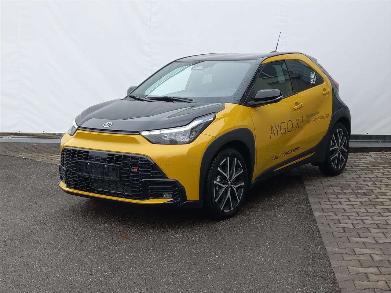 Toyota Aygo 1,5 Hybrid e-CVT 115k  X GR Sport hatchback