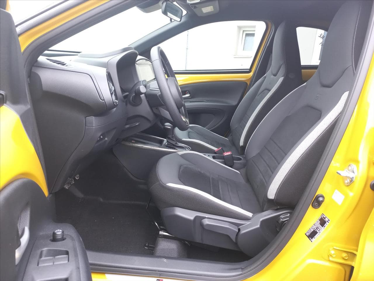 2025 Toyota Aygo - 8