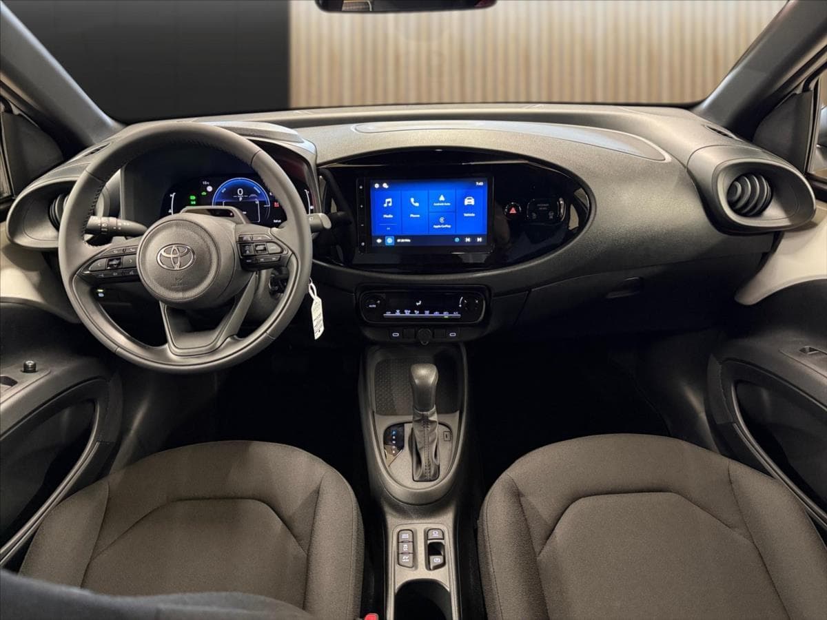 2026 Toyota AYGO - 9