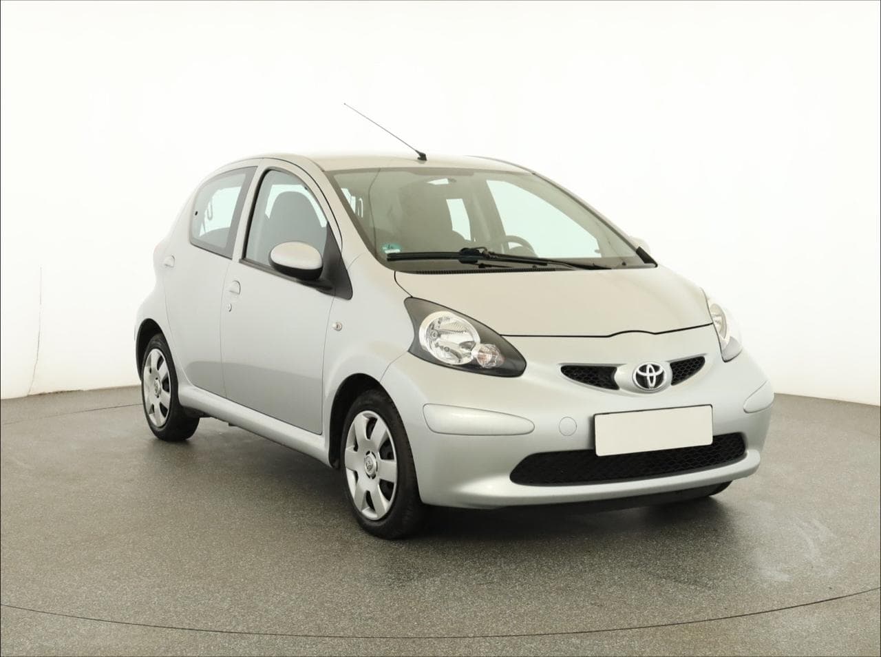 Toyota Aygo 1.0 VVT-i 50kW hatchback