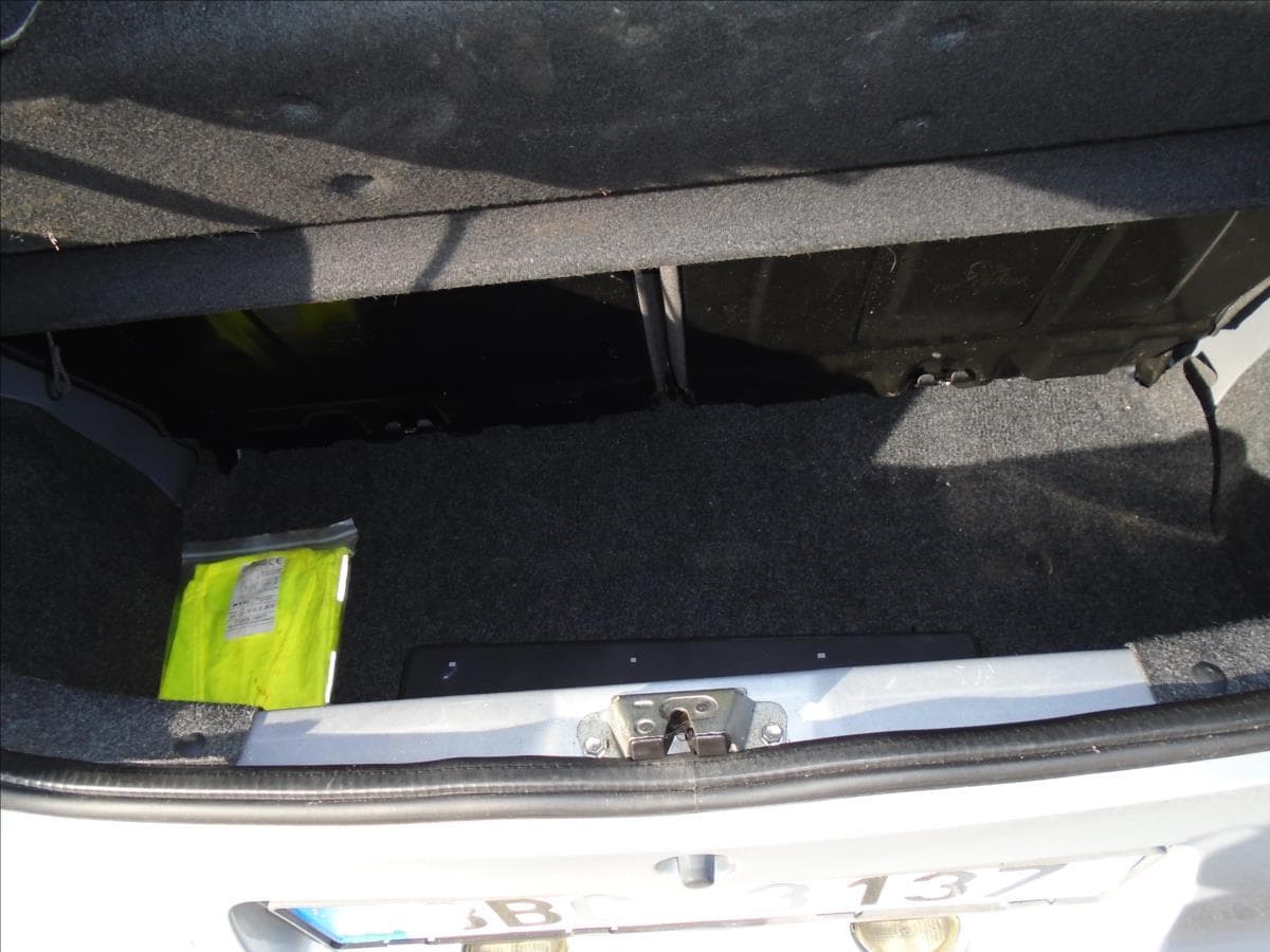 2006 Toyota Aygo - 12