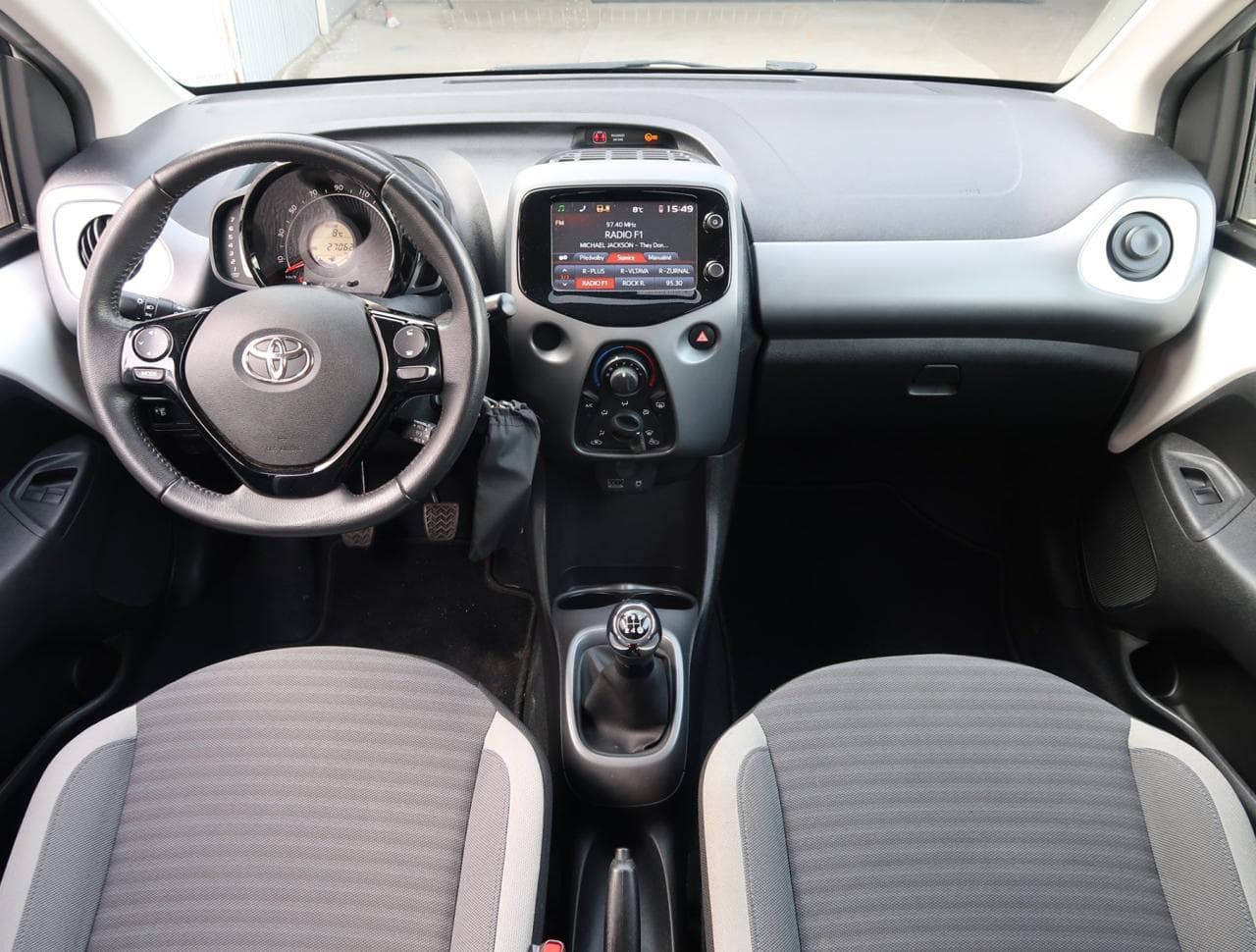2019 Toyota AYGO - 10