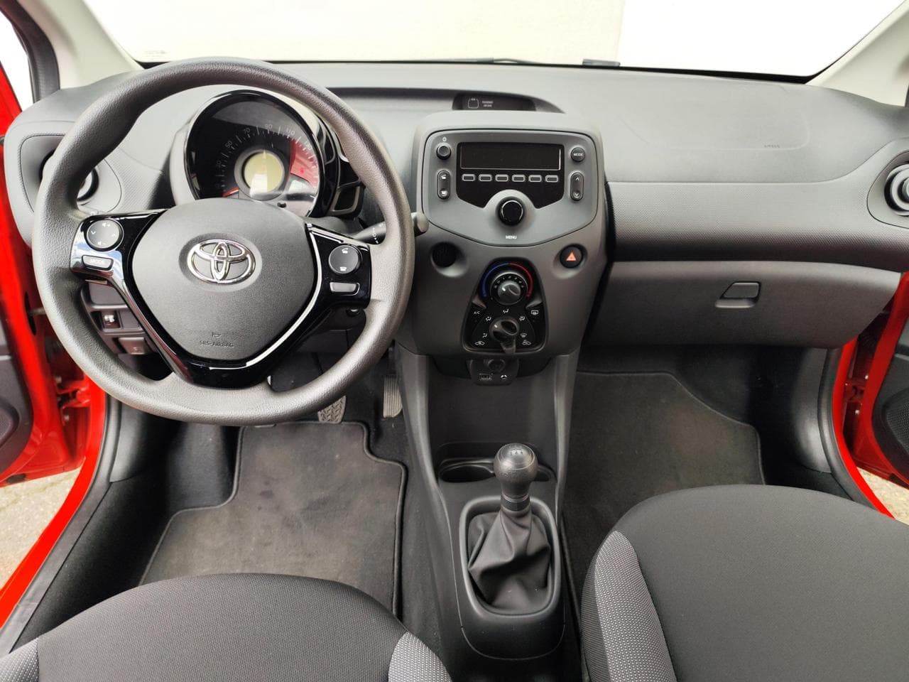 2020 Toyota AYGO - 10