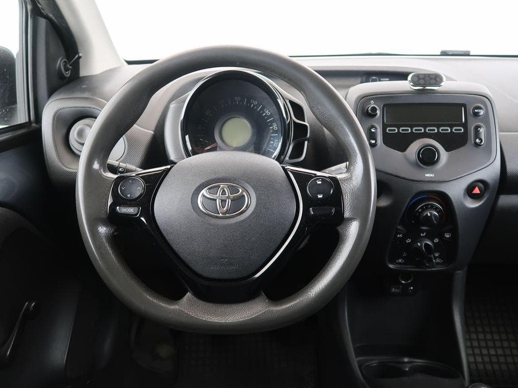 2020 Toyota AYGO - 15