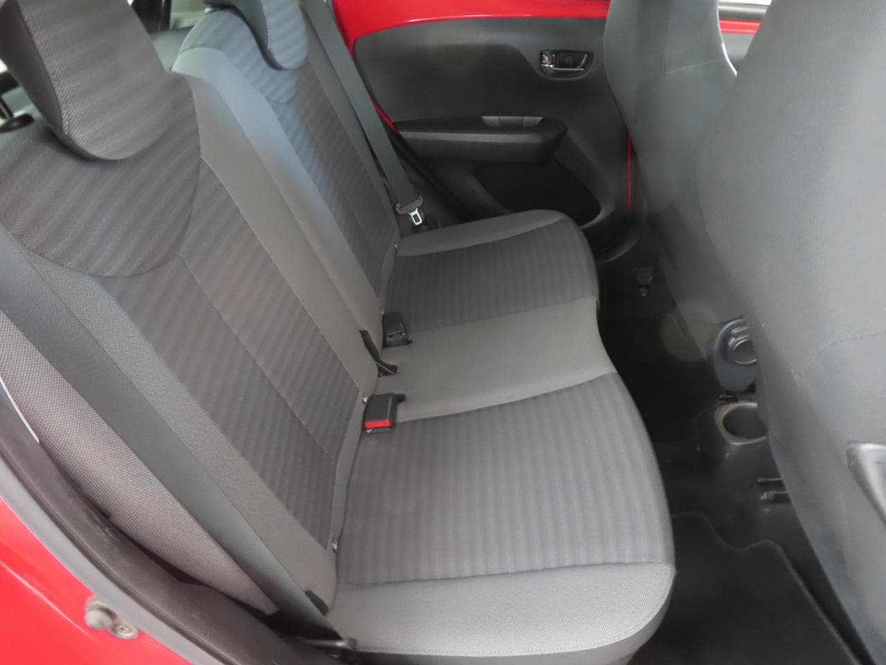 2018 Toyota AYGO - 13