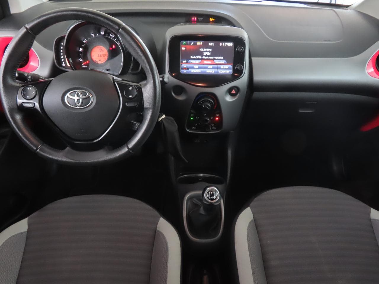 2018 Toyota AYGO - 10