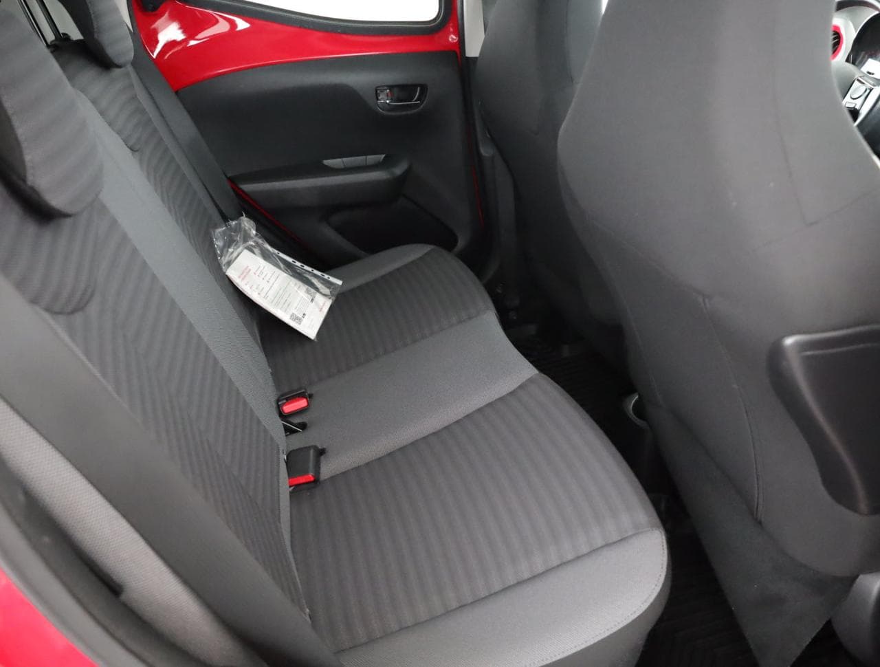 2018 Toyota AYGO - 11