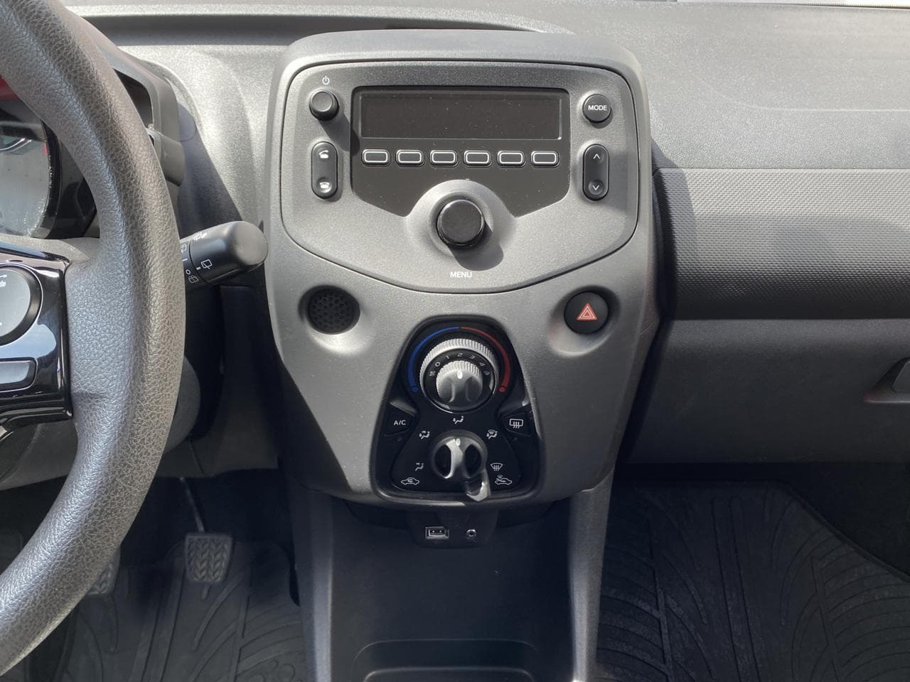 2021 Toyota AYGO - 12