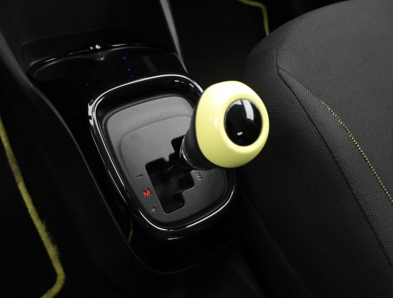 2016 Toyota AYGO - 17