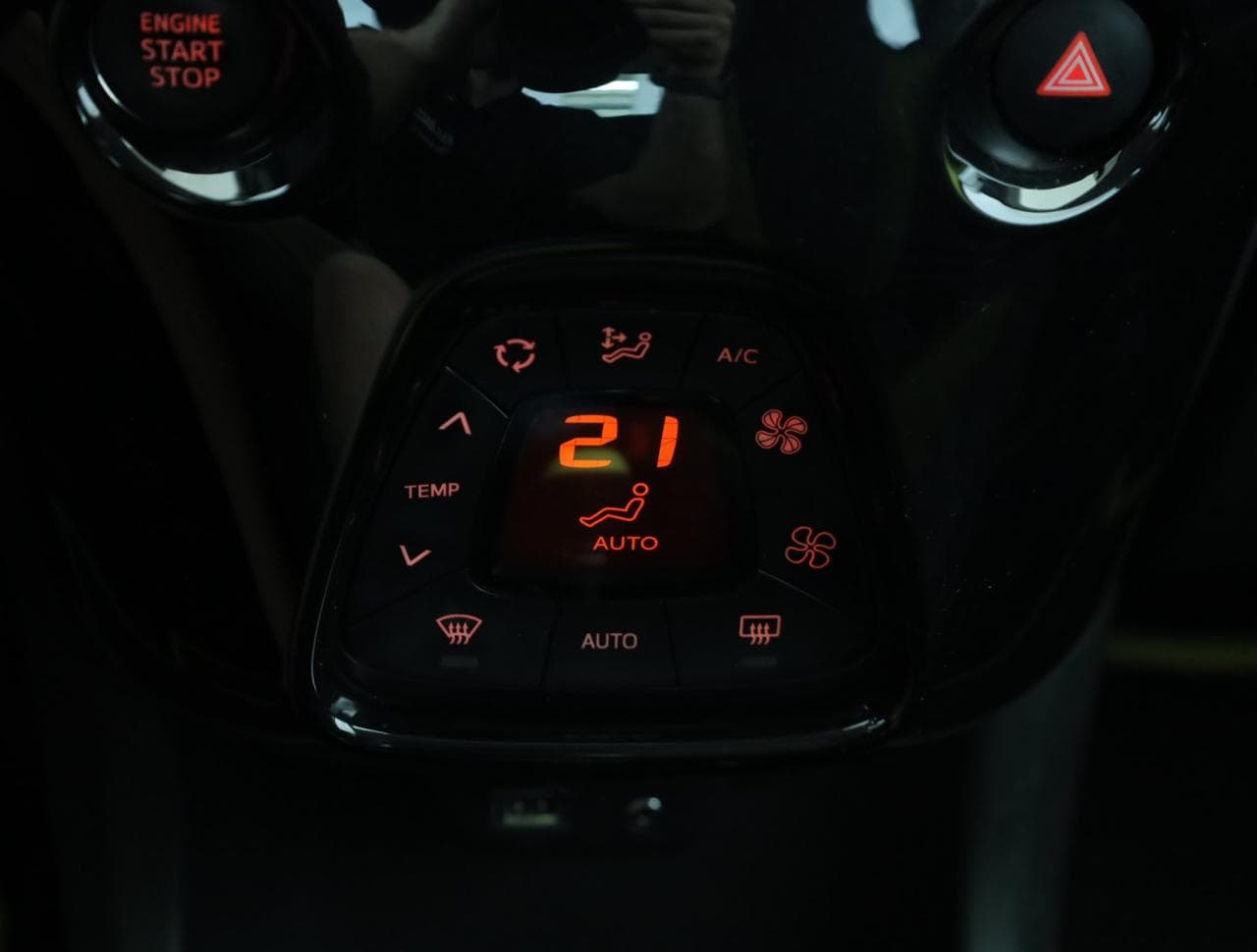 2016 Toyota AYGO - 19