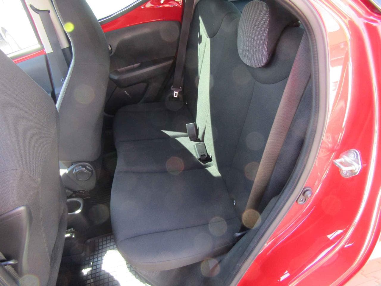 2020 Toyota AYGO - 19