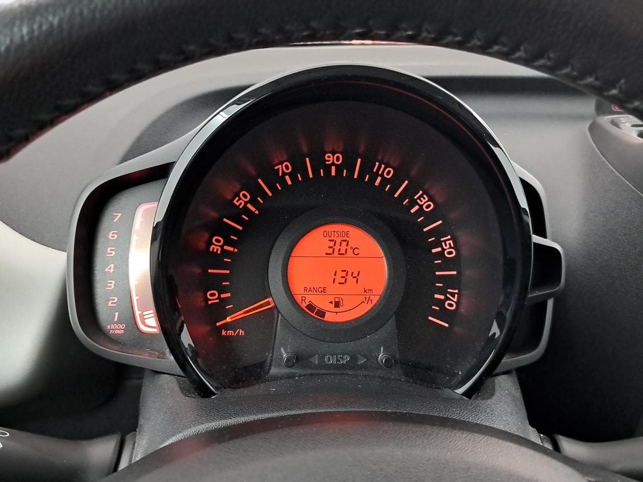 2017 Toyota AYGO - 16