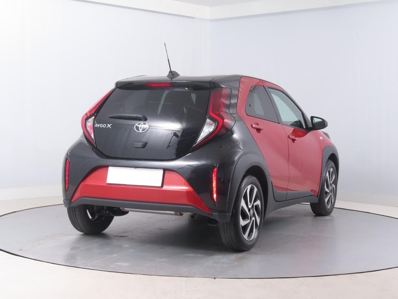 2023 Toyota AYGO - 7