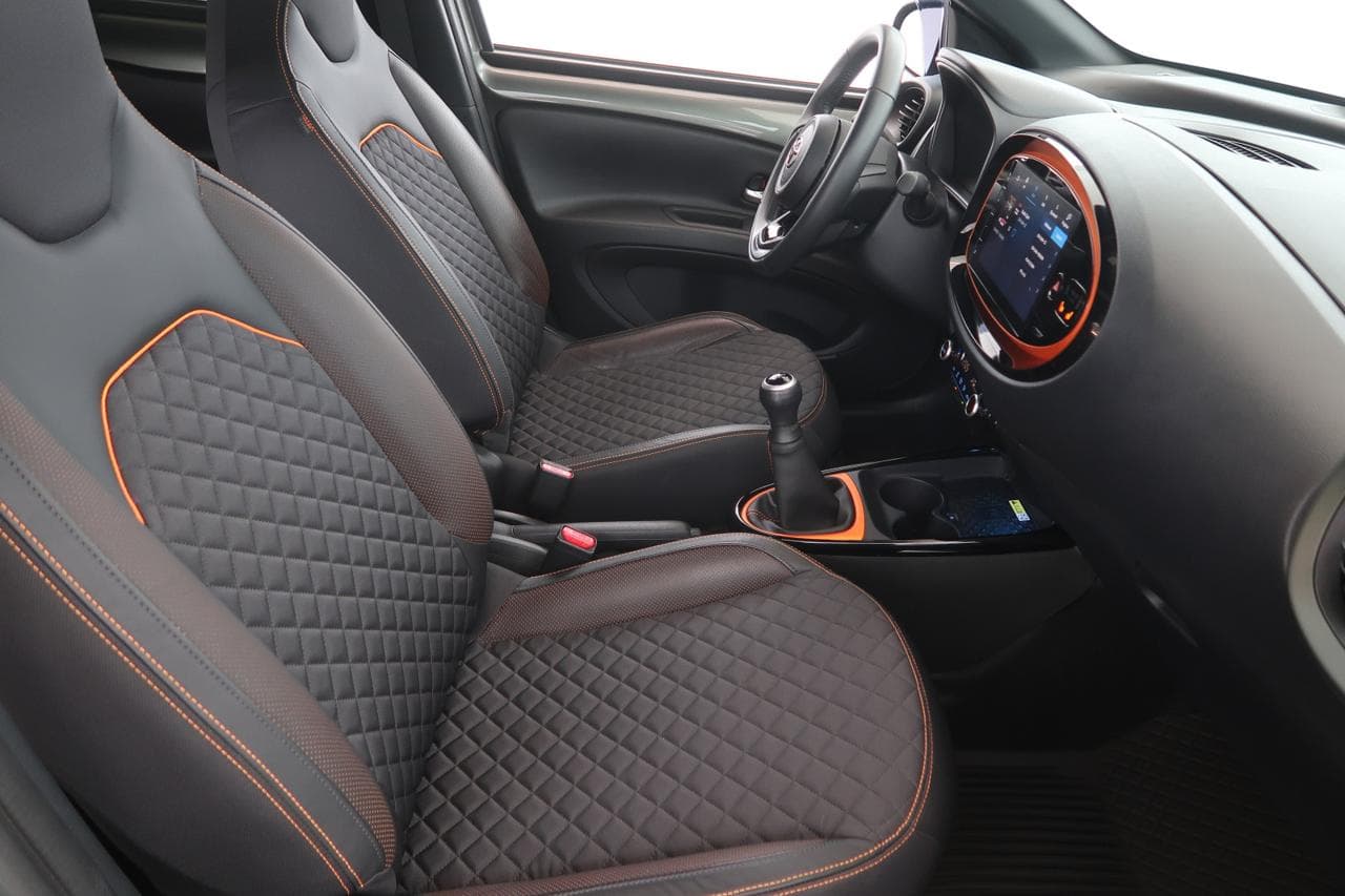 2022 Toyota AYGO - 12