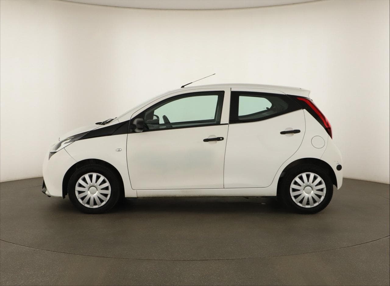 2021 Toyota AYGO - 4