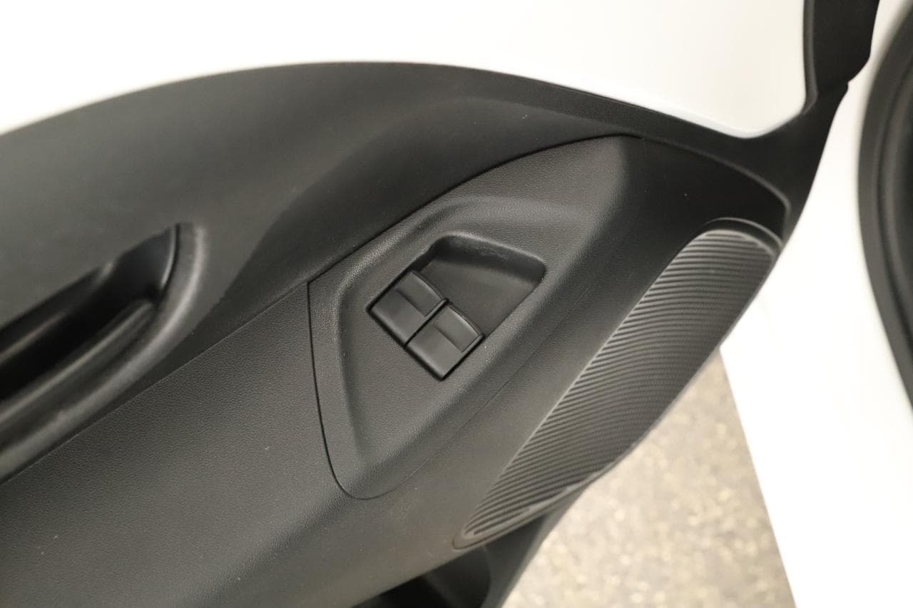 2021 Toyota AYGO - 17
