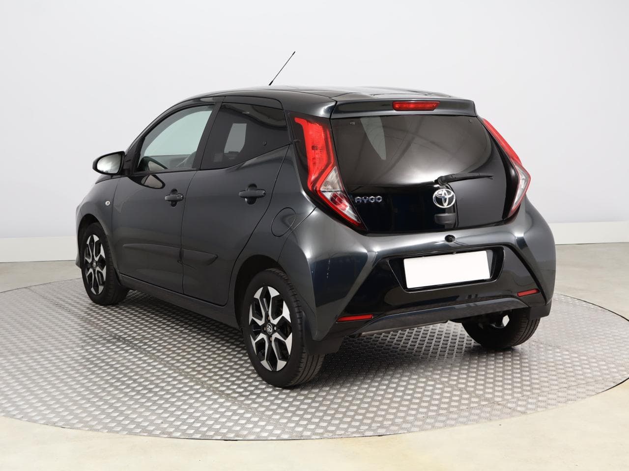 2021 Toyota AYGO - 5