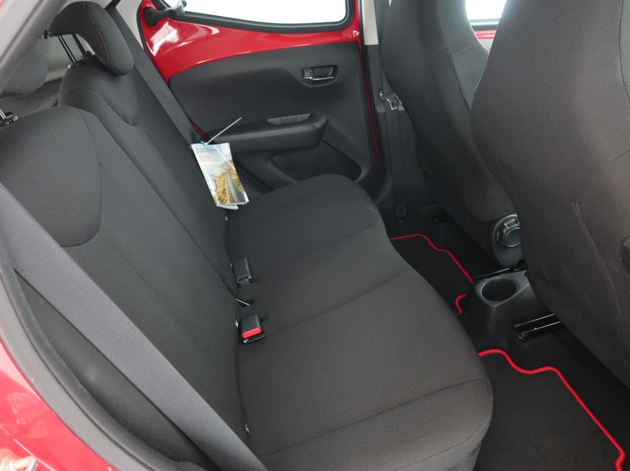 2018 Toyota AYGO - 13