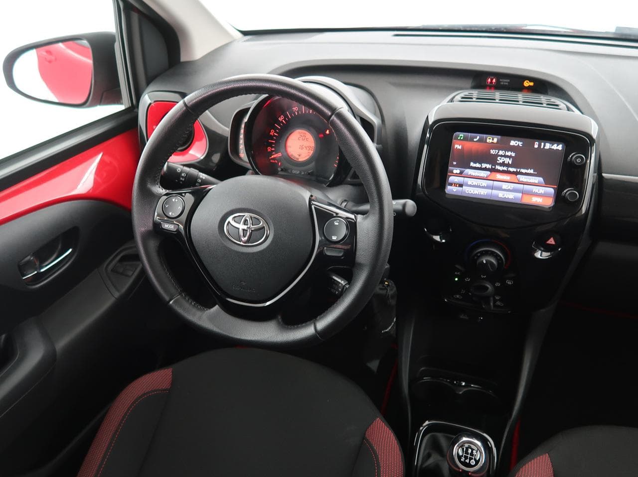 2018 Toyota AYGO - 9