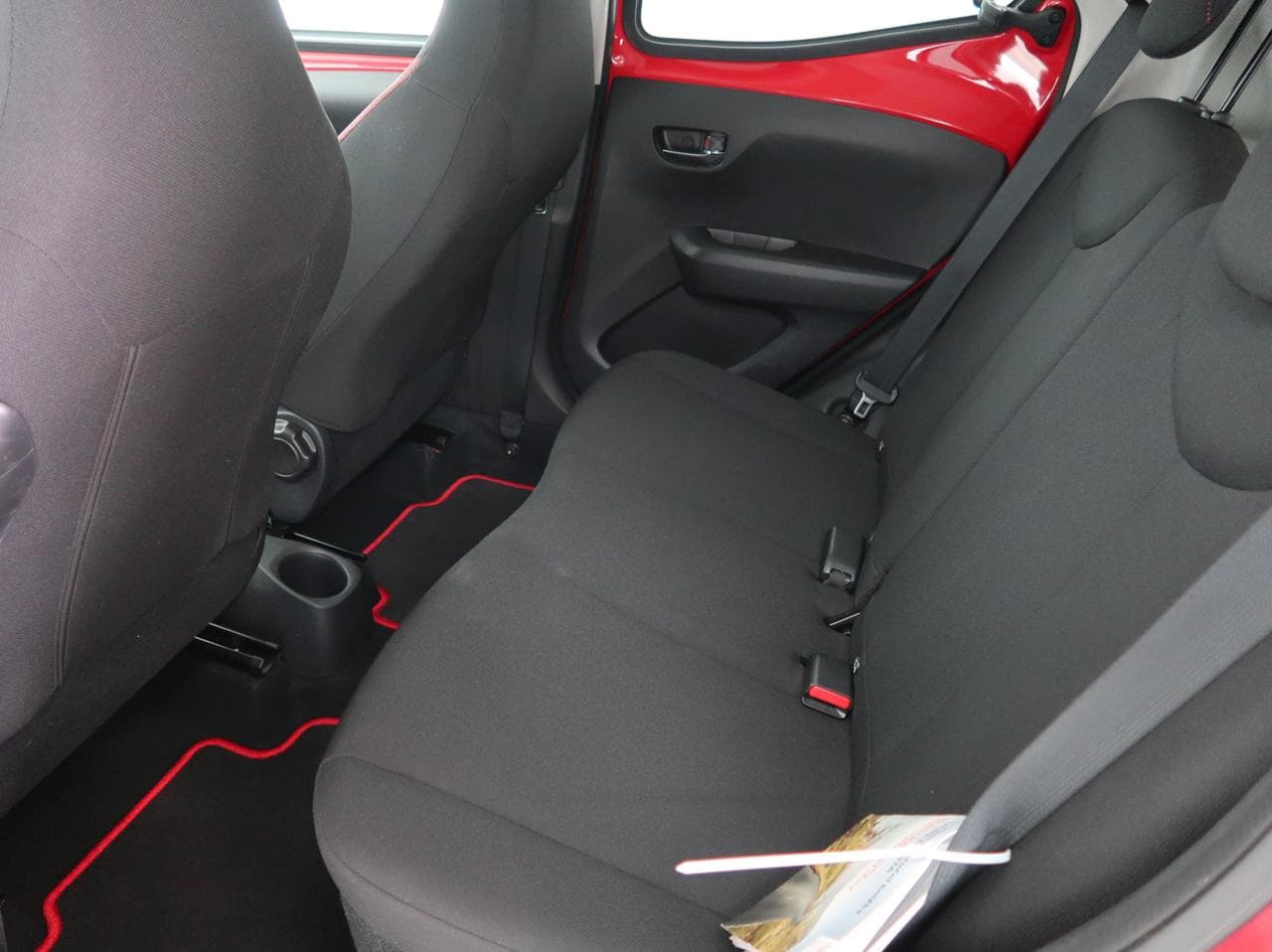 2018 Toyota AYGO - 15