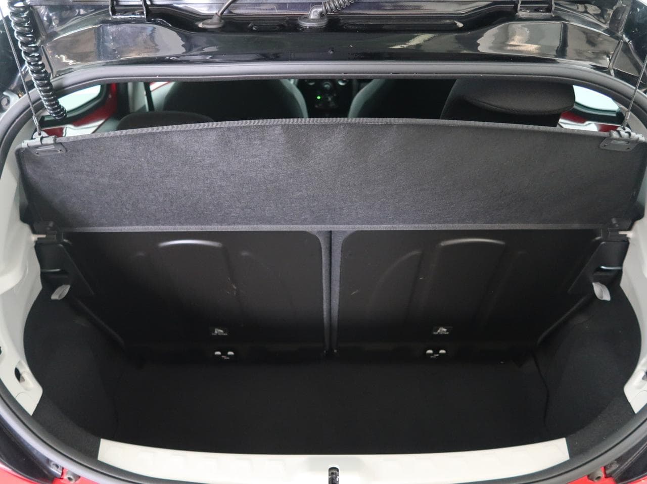 2018 Toyota AYGO - 19