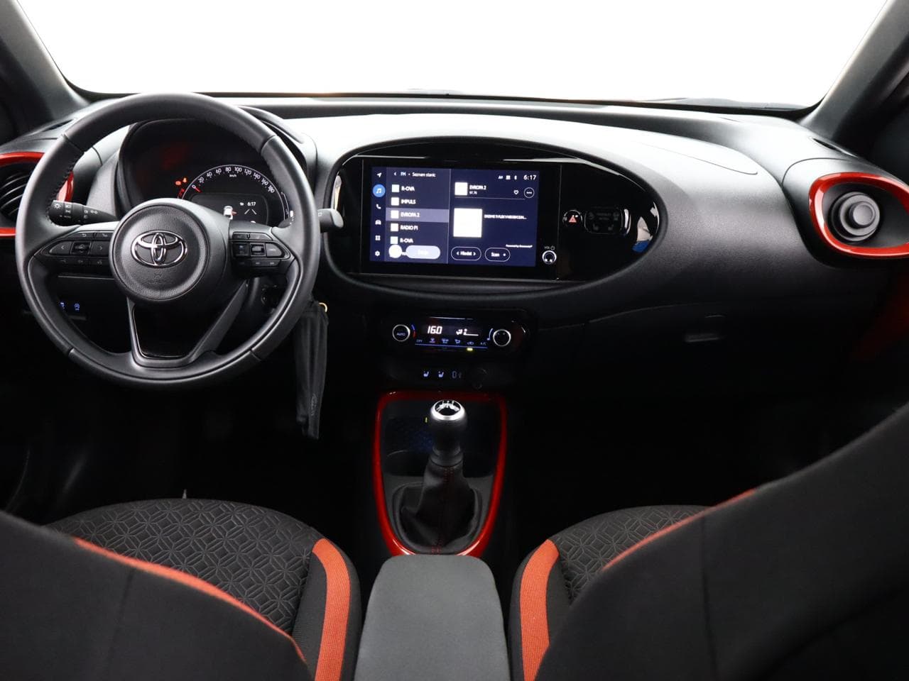 2025 Toyota AYGO - 9