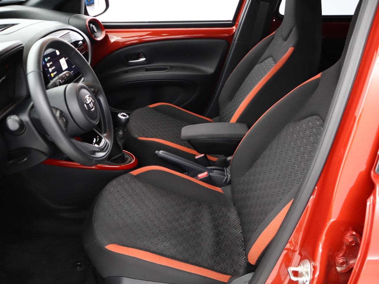 2025 Toyota AYGO - 13
